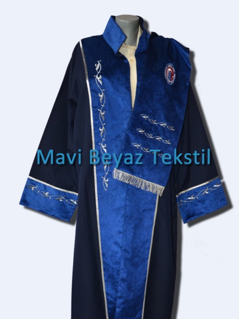 Akademisyen Cübbesi